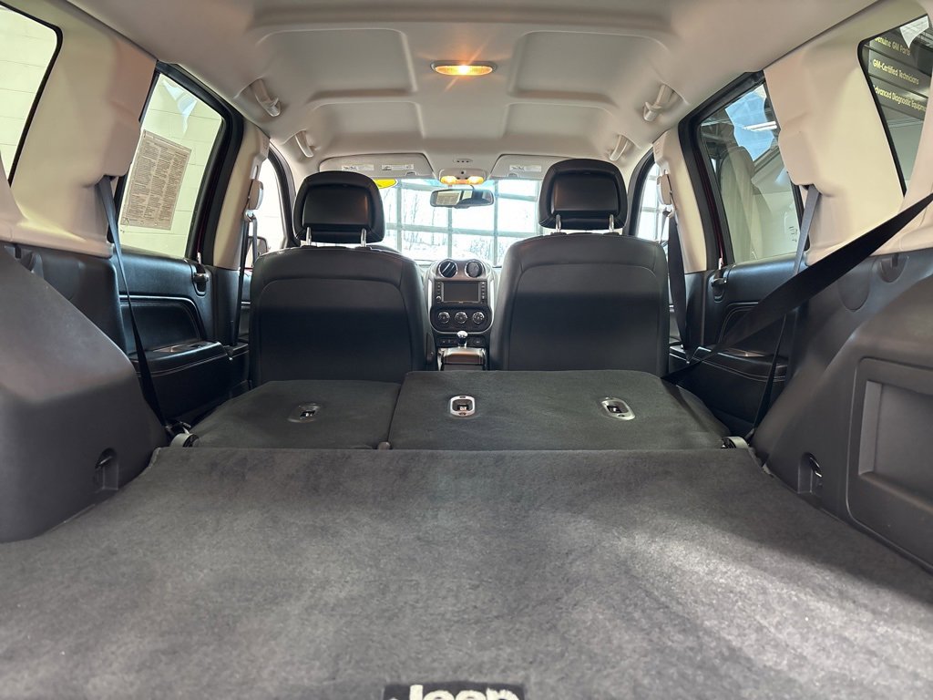 Used 2015 Jeep Compass Limited image 31