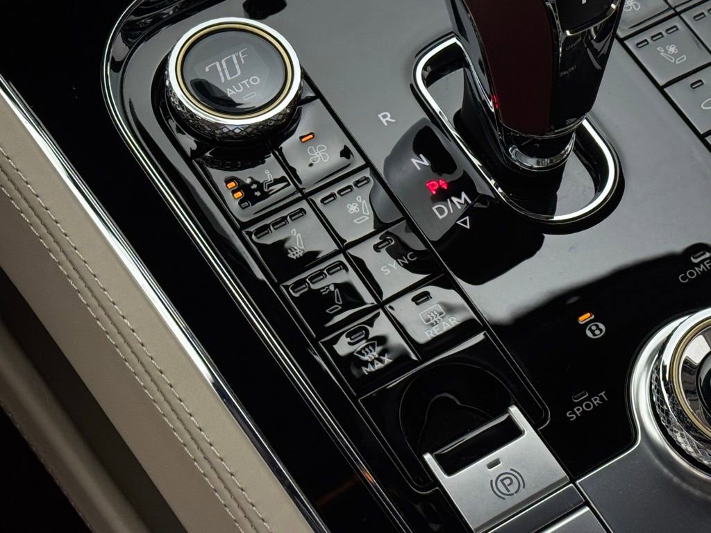 Used 2024 Bentley Continental GT image 27