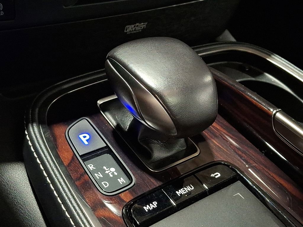 Used 2018 Lexus LS 500h 500h Base image 10