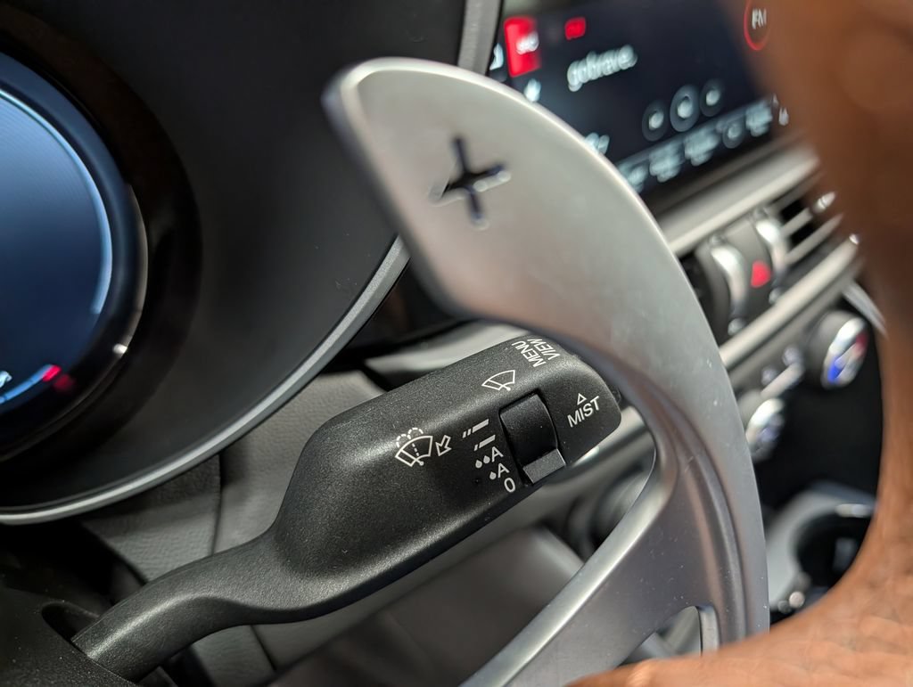 Used 2025 Alfa Romeo Giulia AWD w/ Driving Assist Package image 19