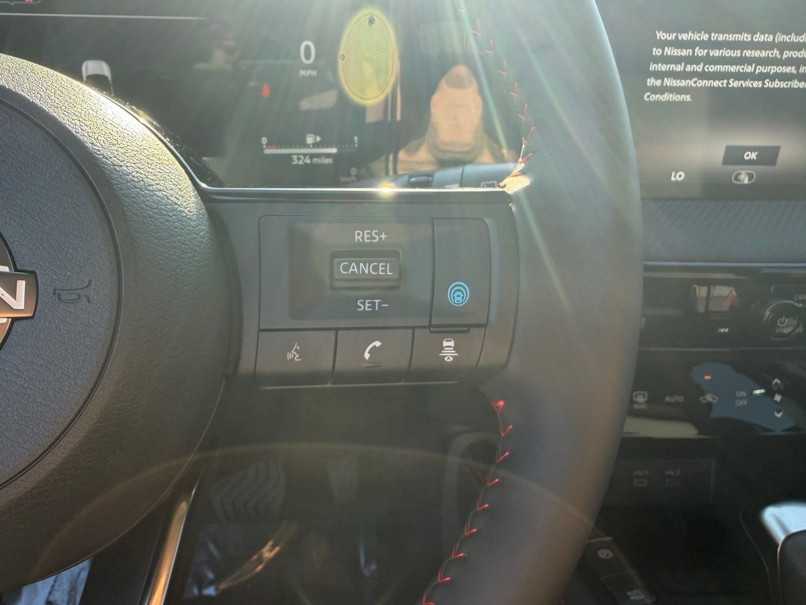 New 2026 Nissan Kicks SR FWD image 18