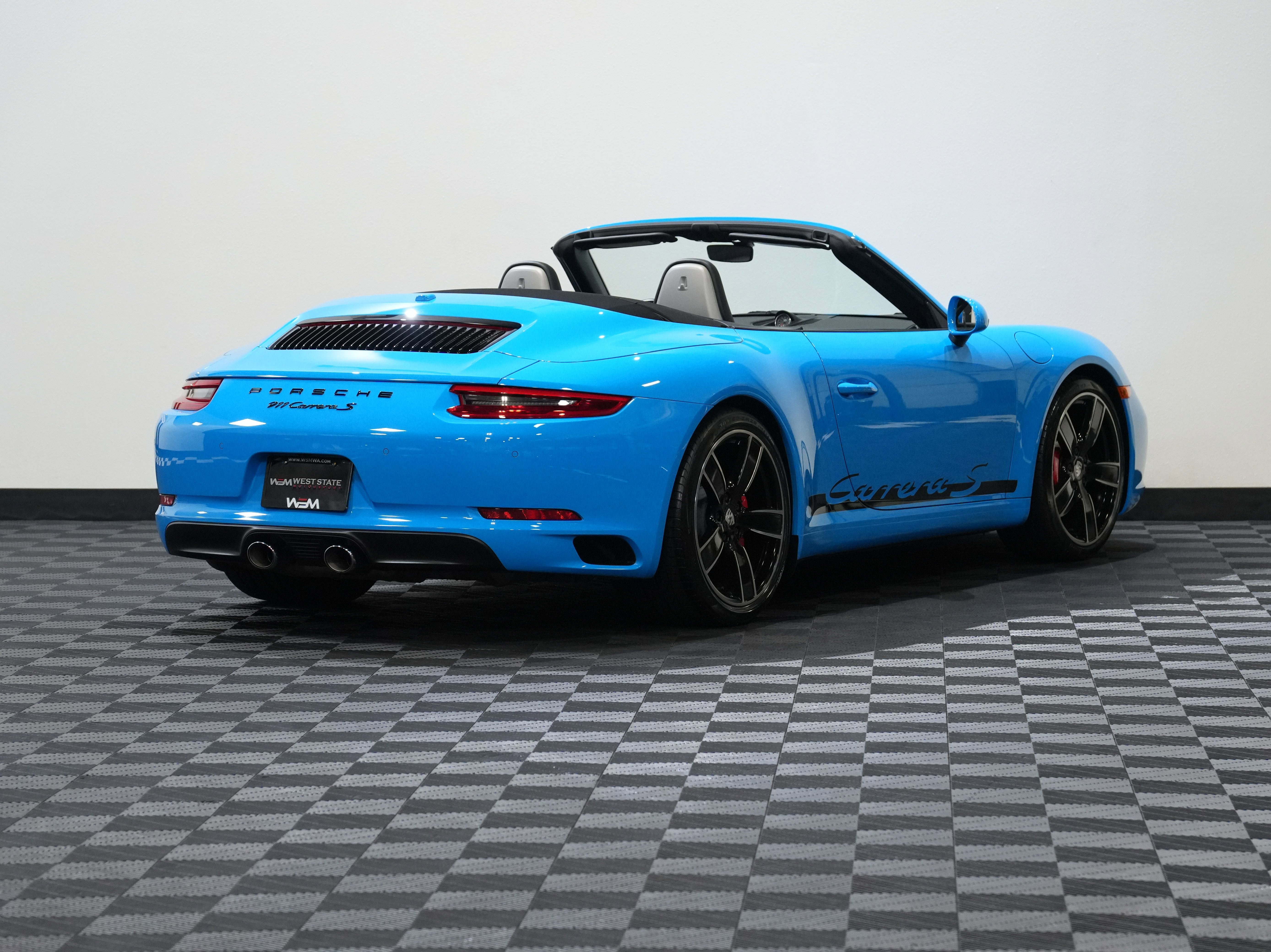 Used 2017 Porsche 911 Carrera S image 6