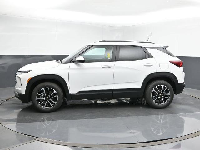 New 2025 Chevrolet TrailBlazer LT w/ Convenience Package image 2