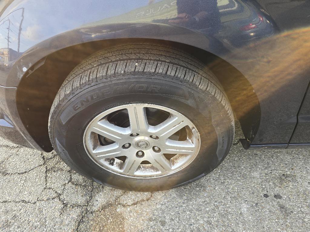 Used 2008 Chrysler Town & Country Touring image 20