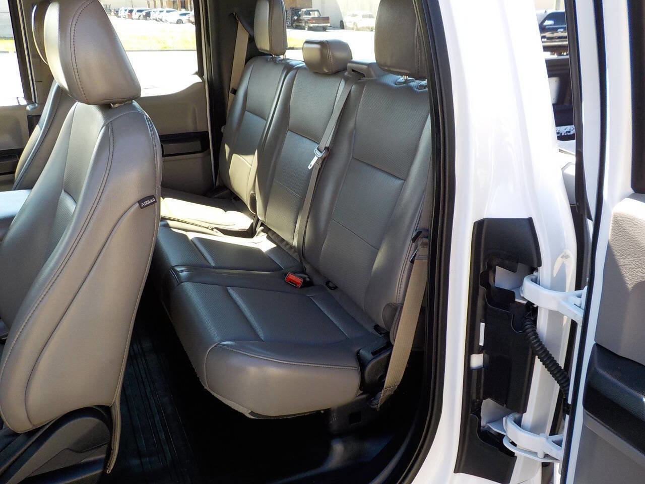 Used 2018 Ford F150 XL w/ Equipment Group 101A Mid AWD/4WD image 17
