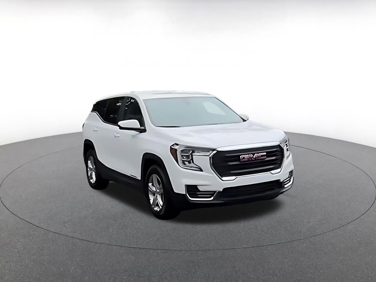 Used 2024 GMC Terrain SLE FWD image 9