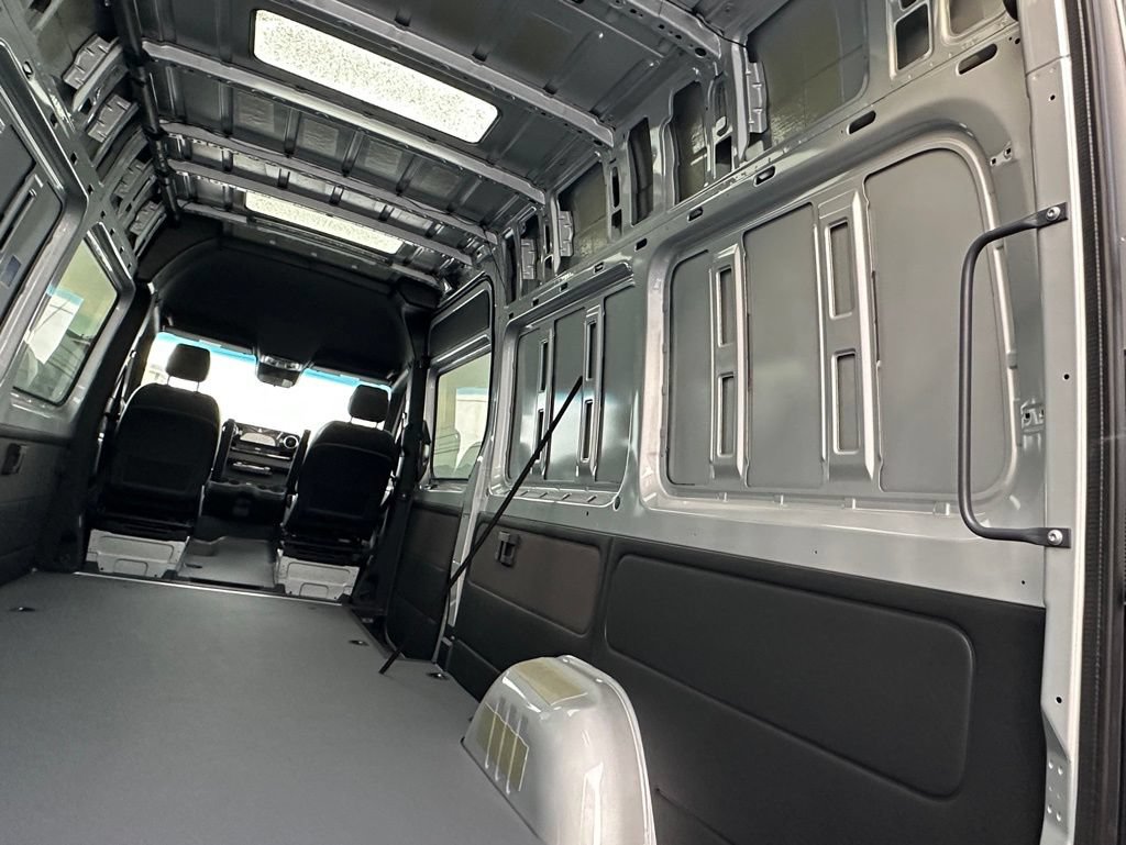 New 2023 Mercedes-Benz Sprinter 2500 image 16