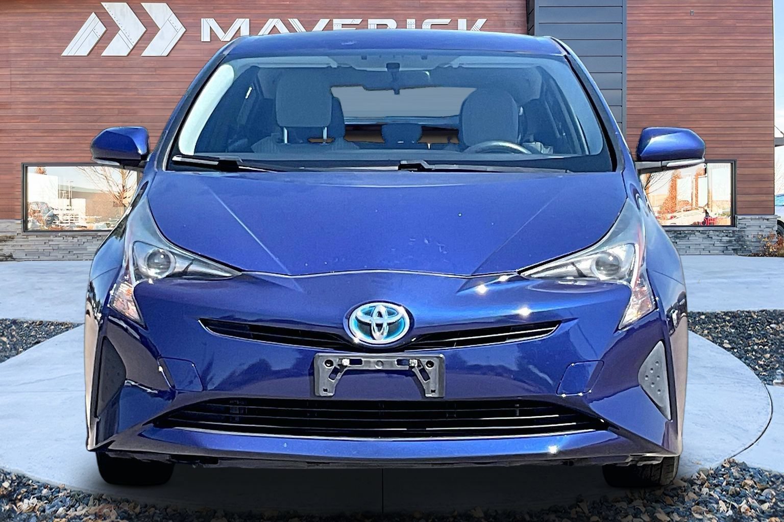 Used 2016 Toyota Prius Two FWD image 2
