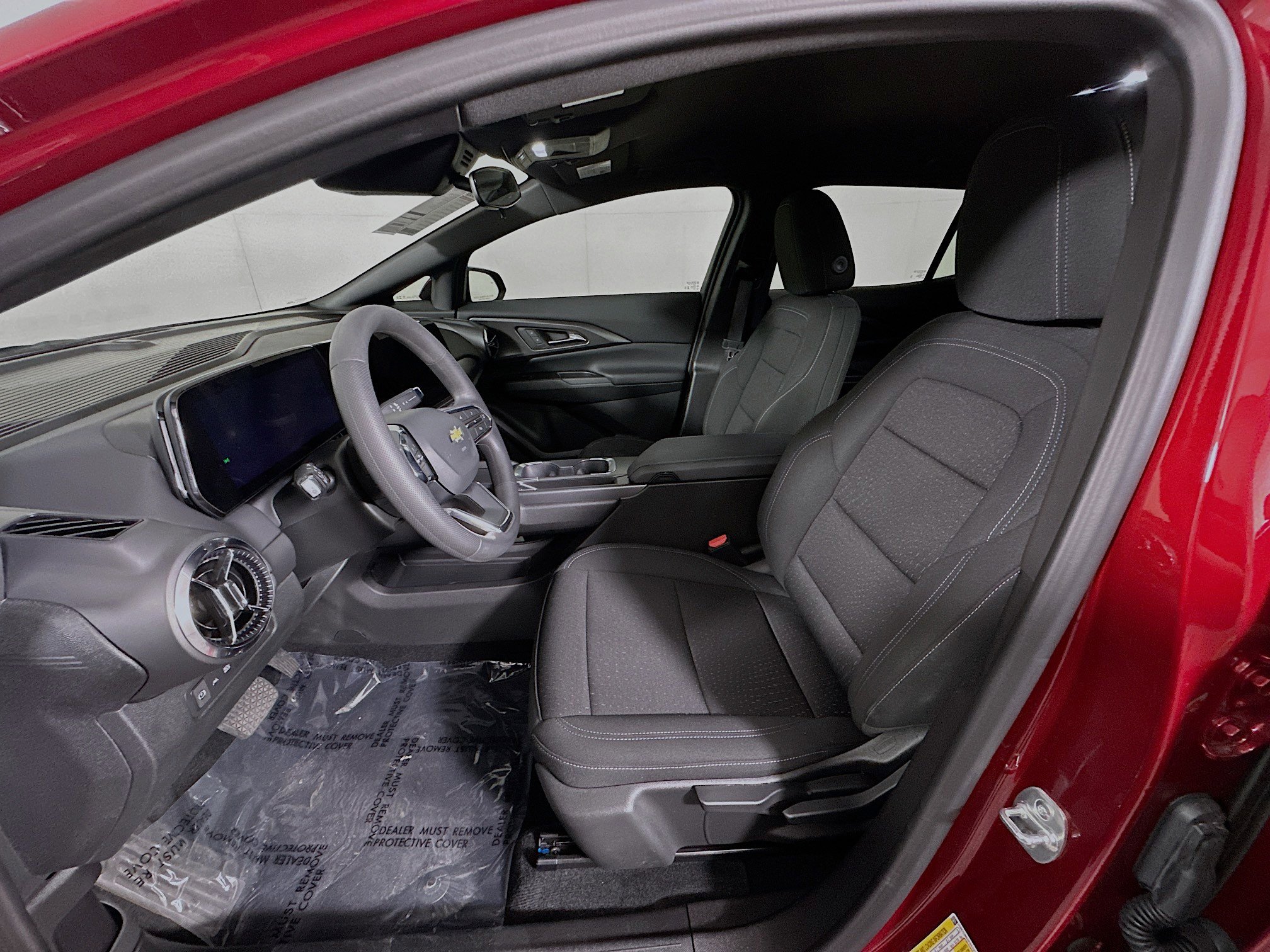Used 2025 Chevrolet Equinox EV LT image 12