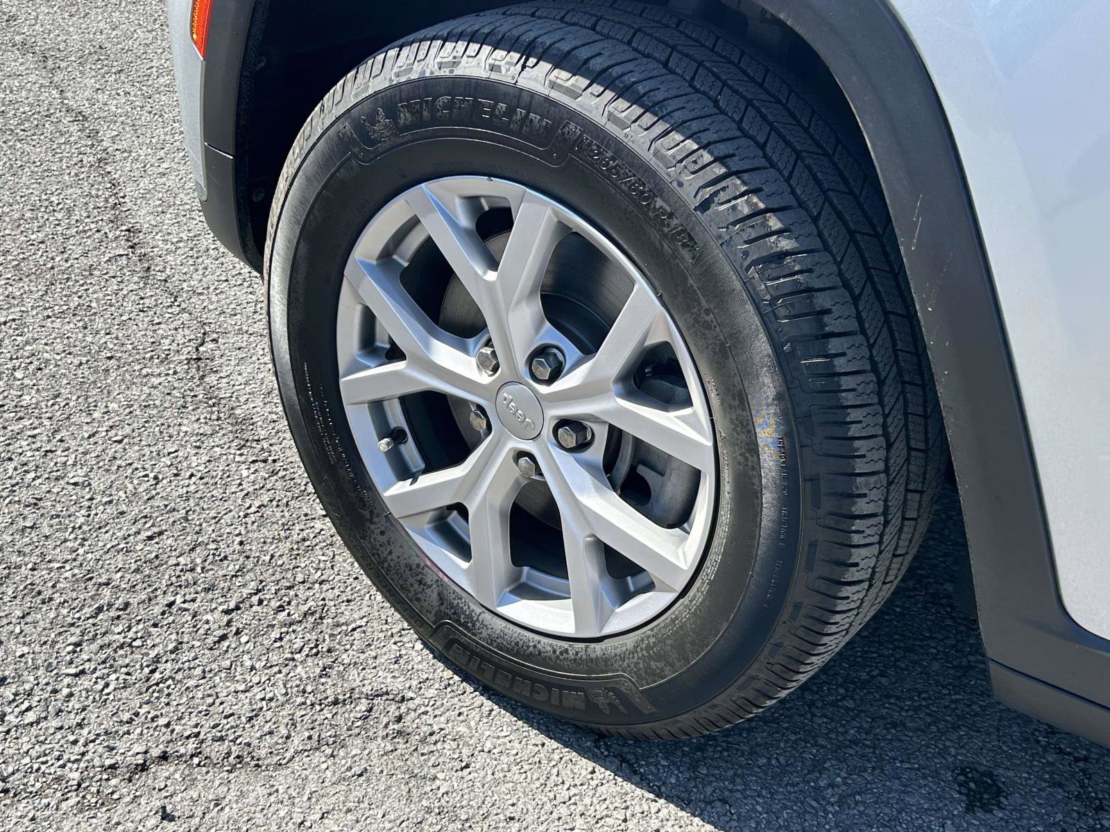 Used 2021 Jeep Grand Cherokee L Limited image 9