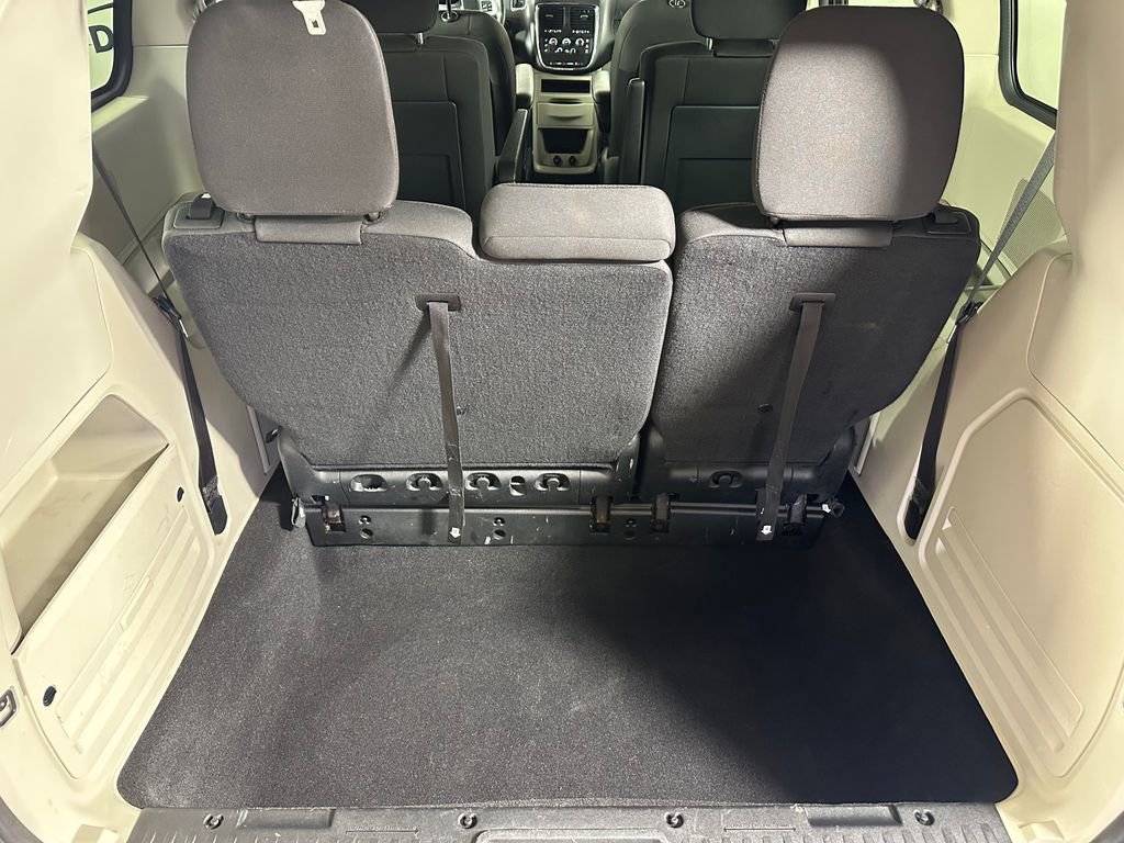 Used 2017 Dodge Grand Caravan SE w/ Power Window Group image 6