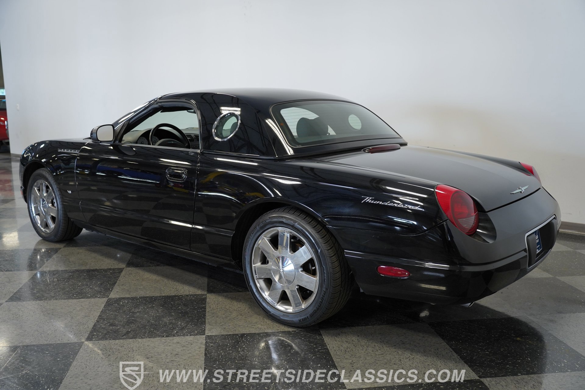 Used 2003 Ford Thunderbird RWD image 29