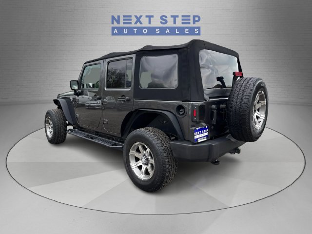 Used 2018 Jeep Wrangler Unlimited Sport S AWD/4WD image 5