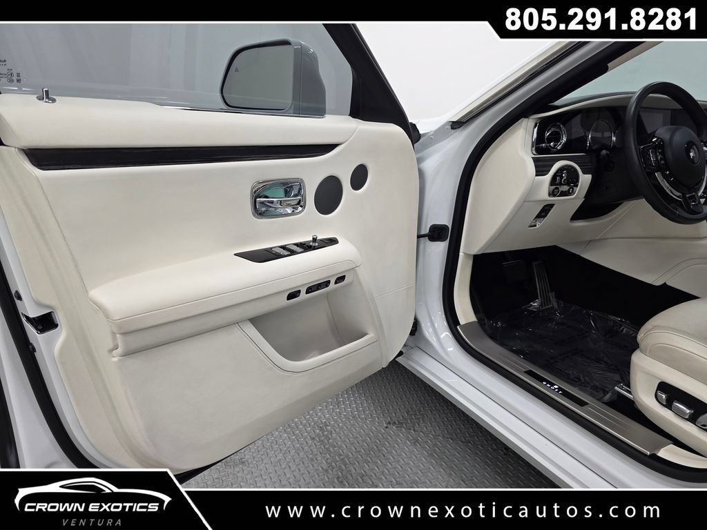 Used 2021 Rolls-Royce Ghost AWD/4WD image 28