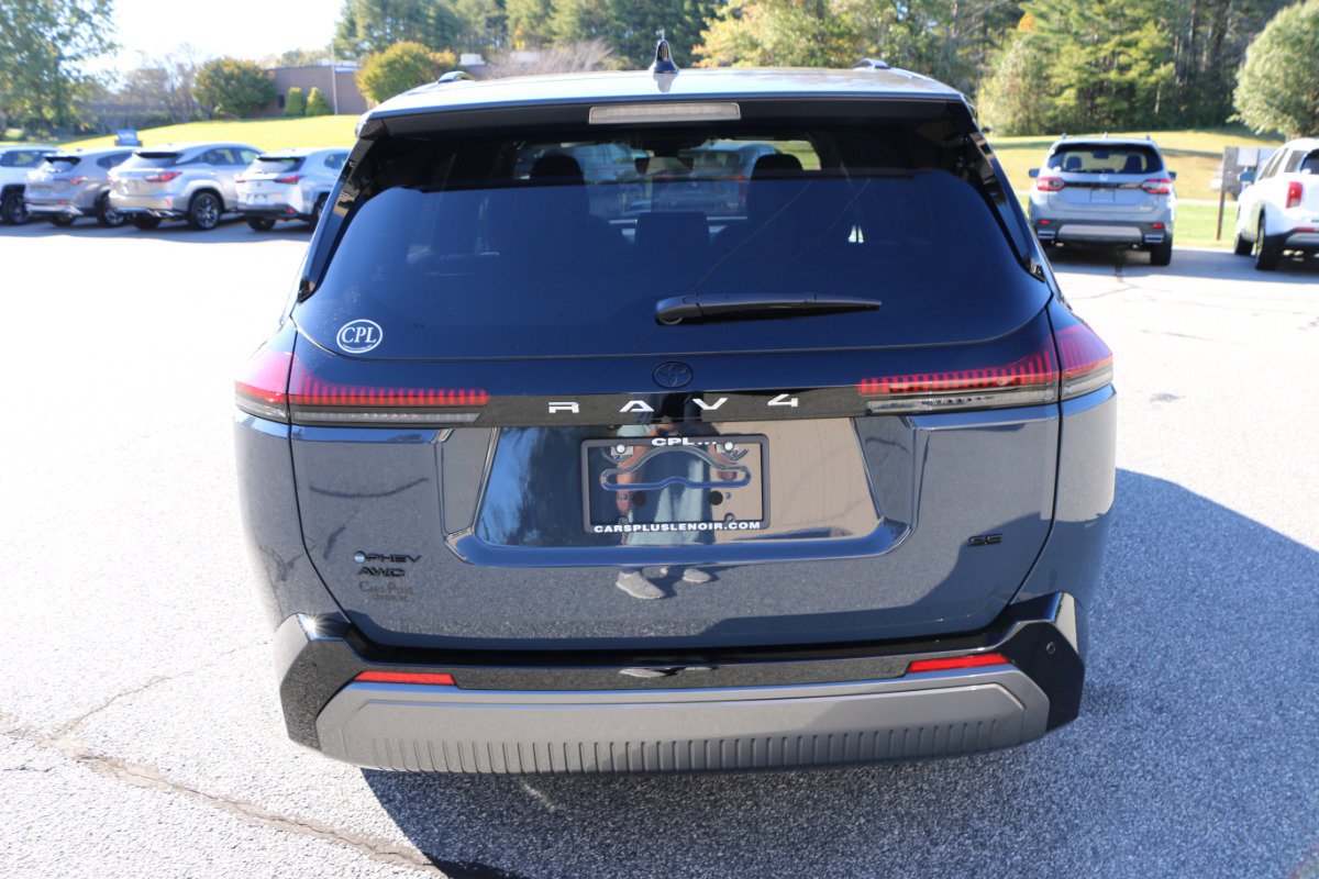 Used 2026 Toyota RAV4 SE w/ Weather Package AWD/4WD image 4