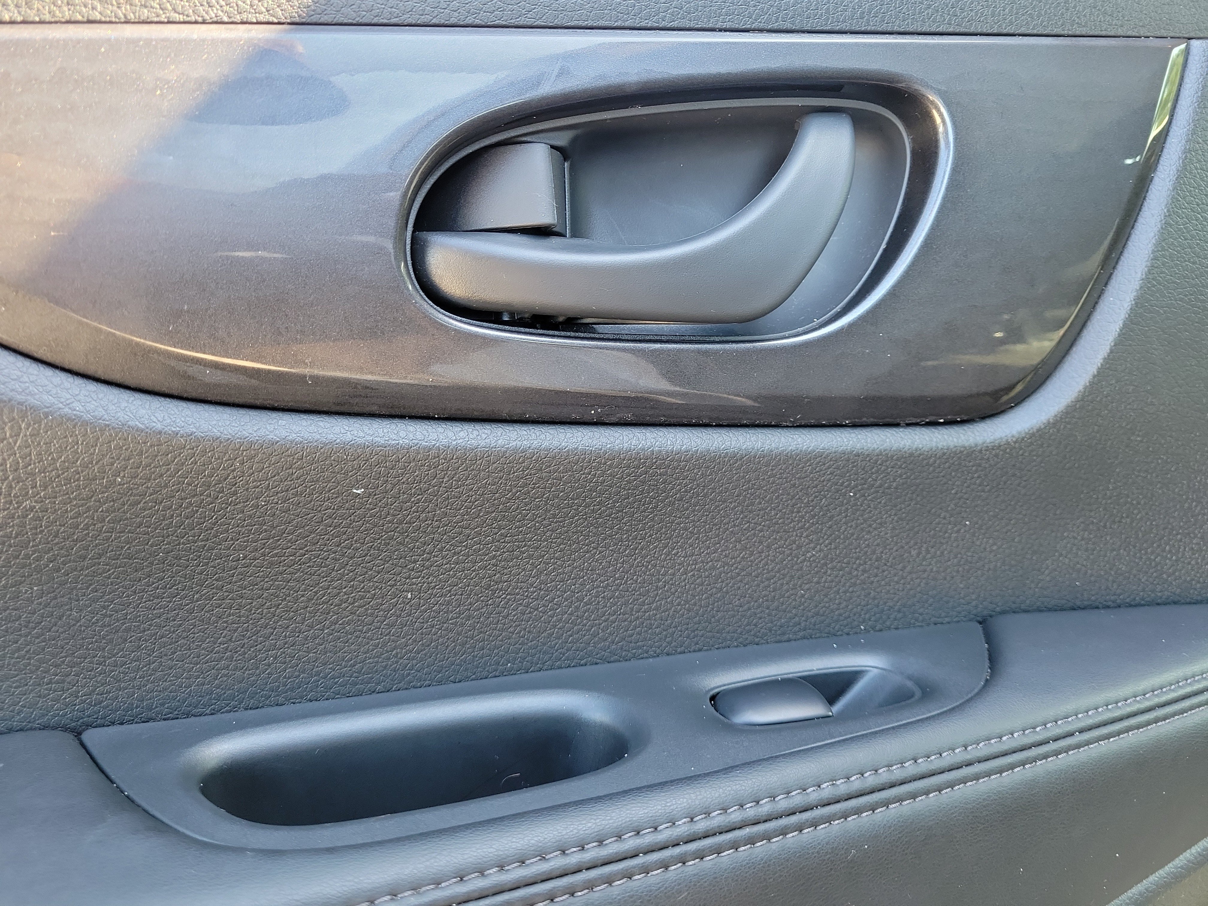 Certified 2020 Nissan Rogue S FWD image 19