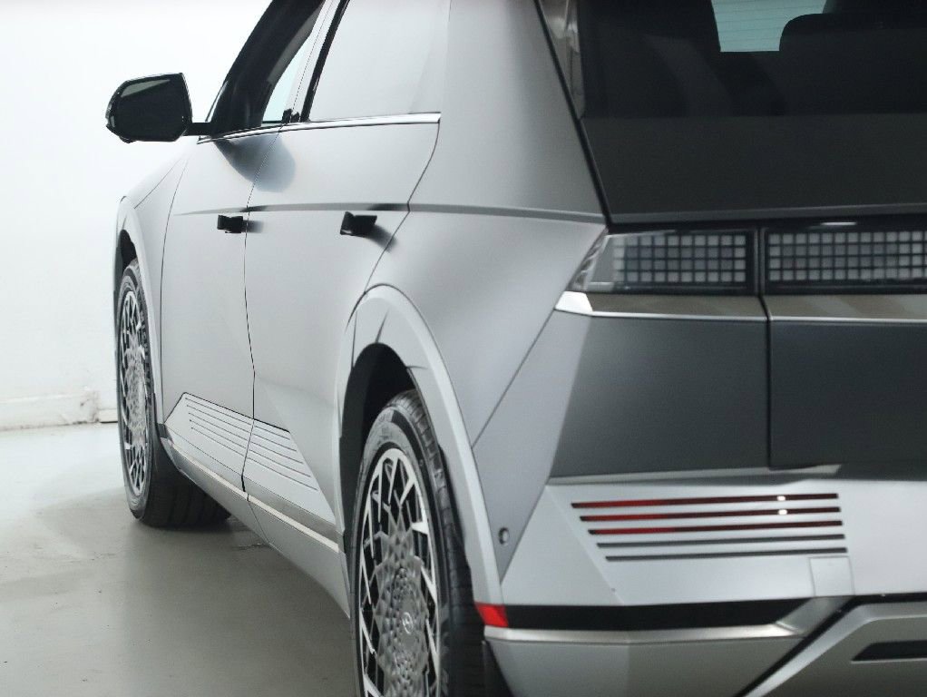 Used 2022 Hyundai Ioniq 5 Limited image 42