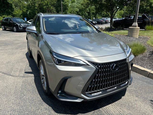 Used 2025 Lexus NX 350 AWD w/ Accessory Package (2T) image 4
