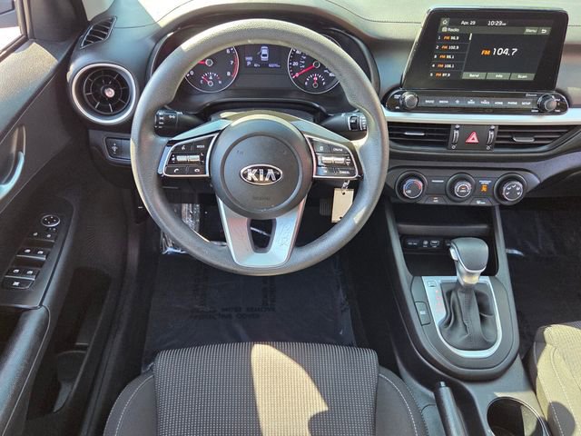 Used 2020 Kia Forte LXS FWD image 11