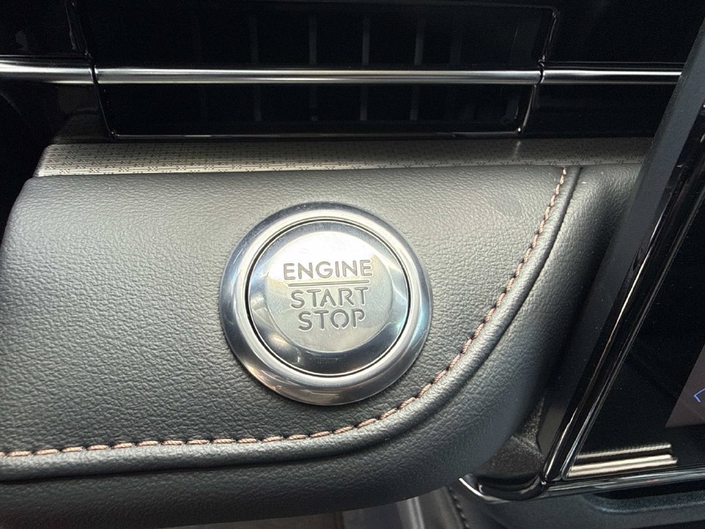 New 2026 Lincoln Nautilus Premier AWD/4WD image 28