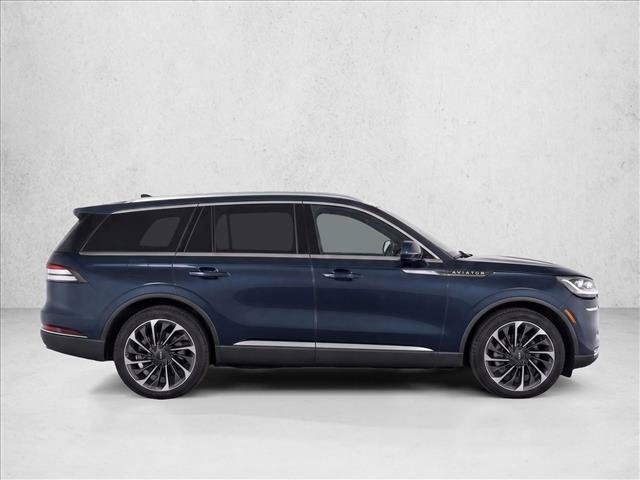 Used 2021 Lincoln Aviator Reserve w/ Equipment Group 201A RWD image 8