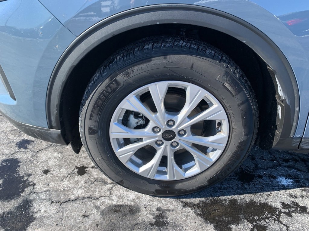 Used 2024 Ford Escape Active w/ Cold Weather Package image 9