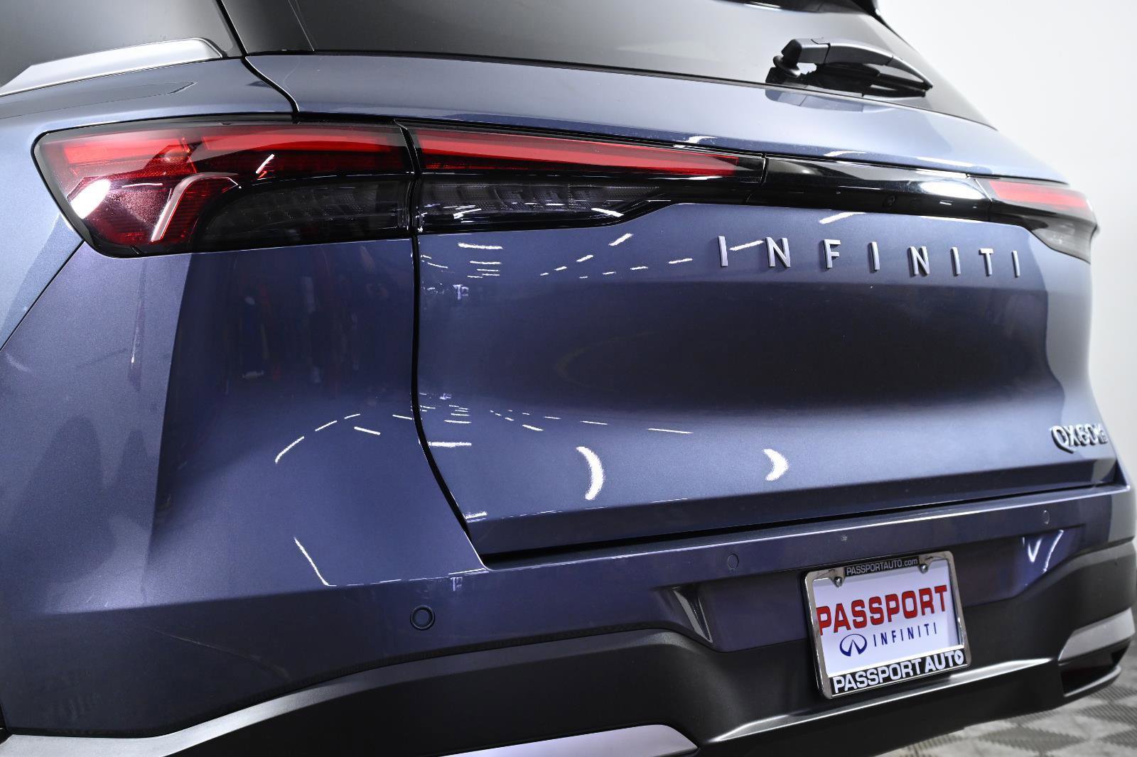 Certified 2026 INFINITI QX60 Luxe w/ Cargo Package image 6