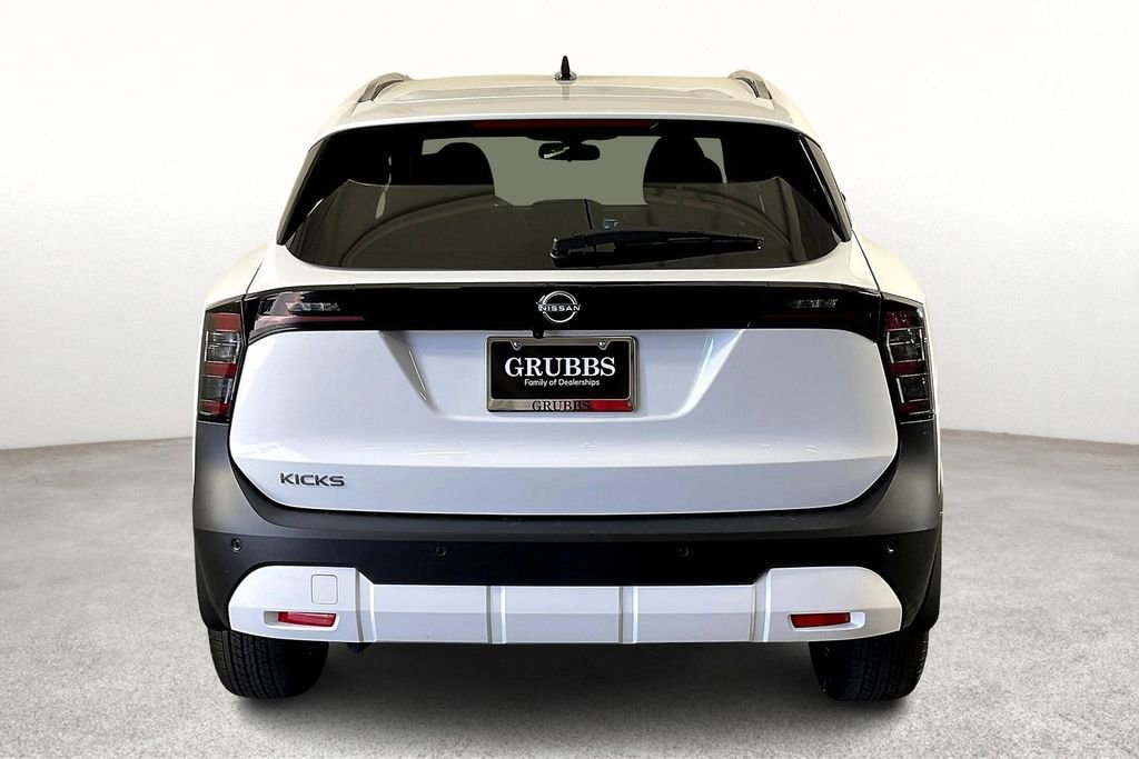 New 2026 Nissan Kicks SV w/ Charging Package image 7