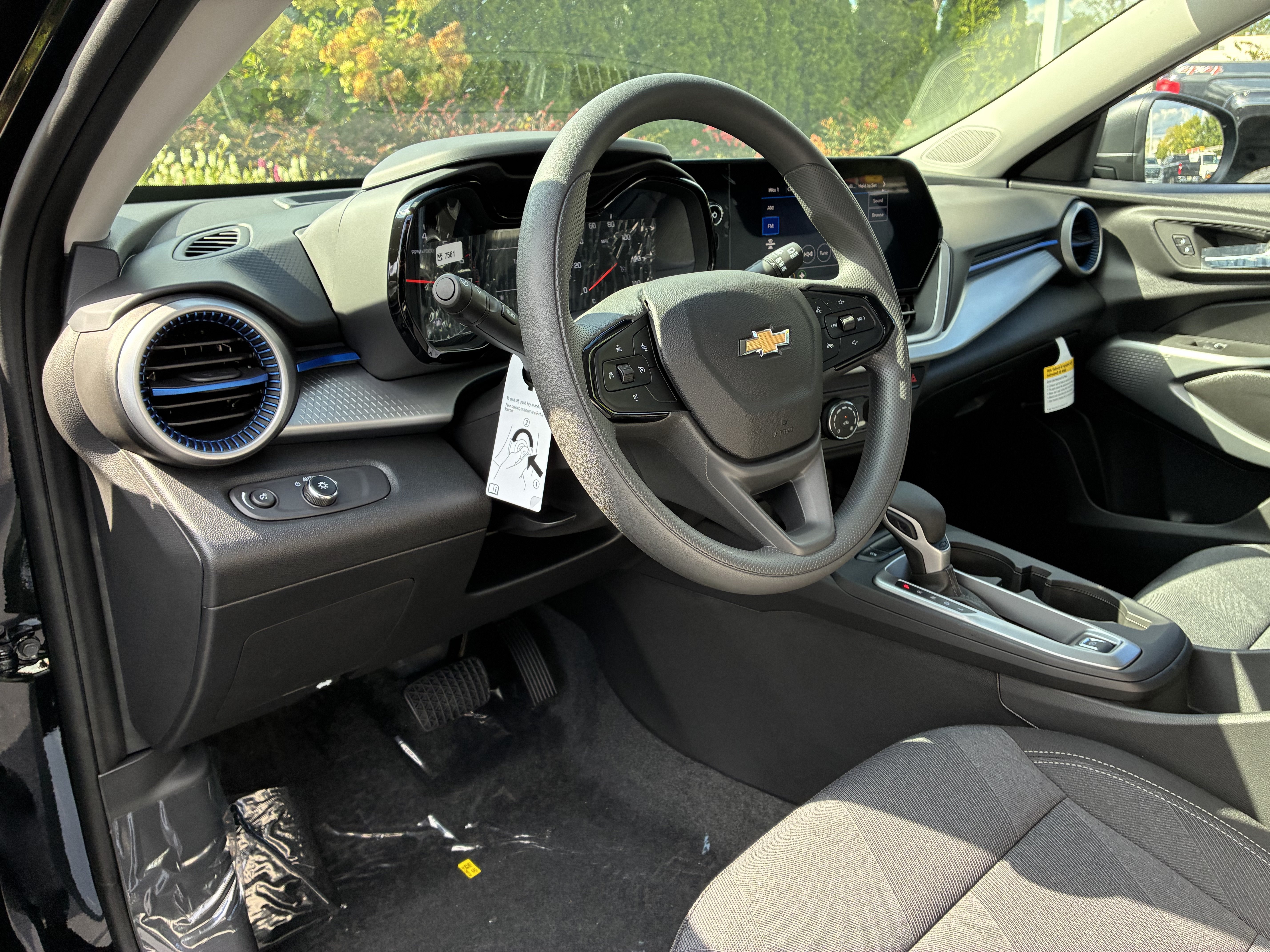 New 2026 Chevrolet Trax LS FWD image 21