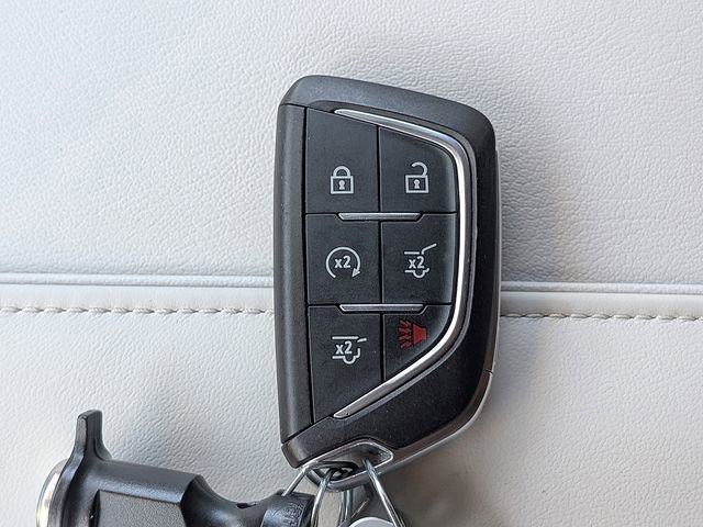Certified 2025 Cadillac Escalade Sport Platinum w/ LPO, ONYX Package AWD/4WD image 33