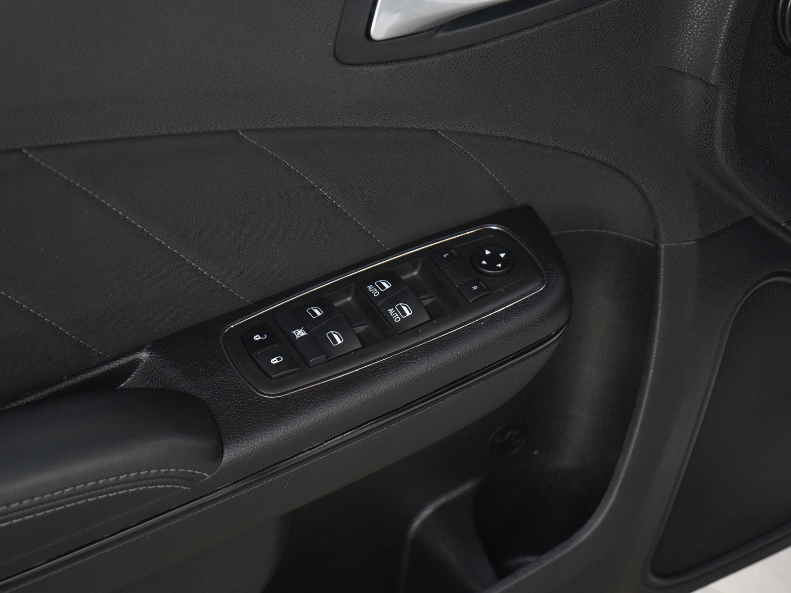 Used 2021 Dodge Charger GT w/ Blacktop Package image 20