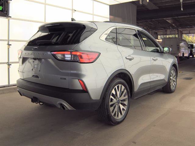 Certified 2022 Ford Escape Titanium w/ Class II Trailer Tow Package image 13