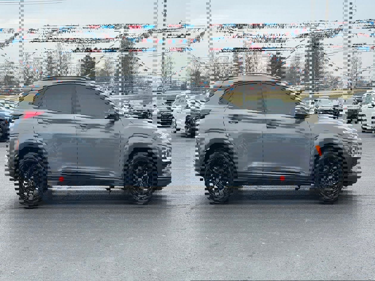 Used 2021 Hyundai Kona Night w/ Cargo Package image 4