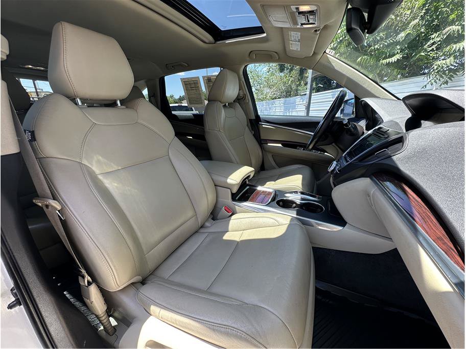 Used 2016 Acura MDX w/ Technology Package AWD/4WD image 4