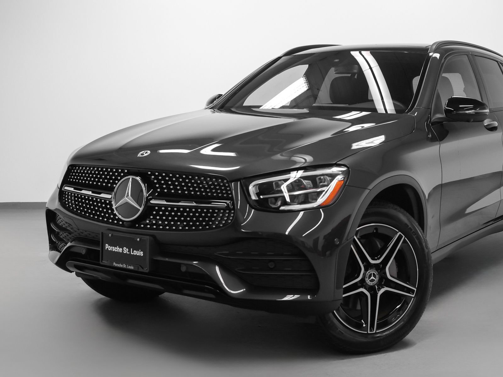 Used 2021 Mercedes-Benz GLC 300 4MATIC image 7