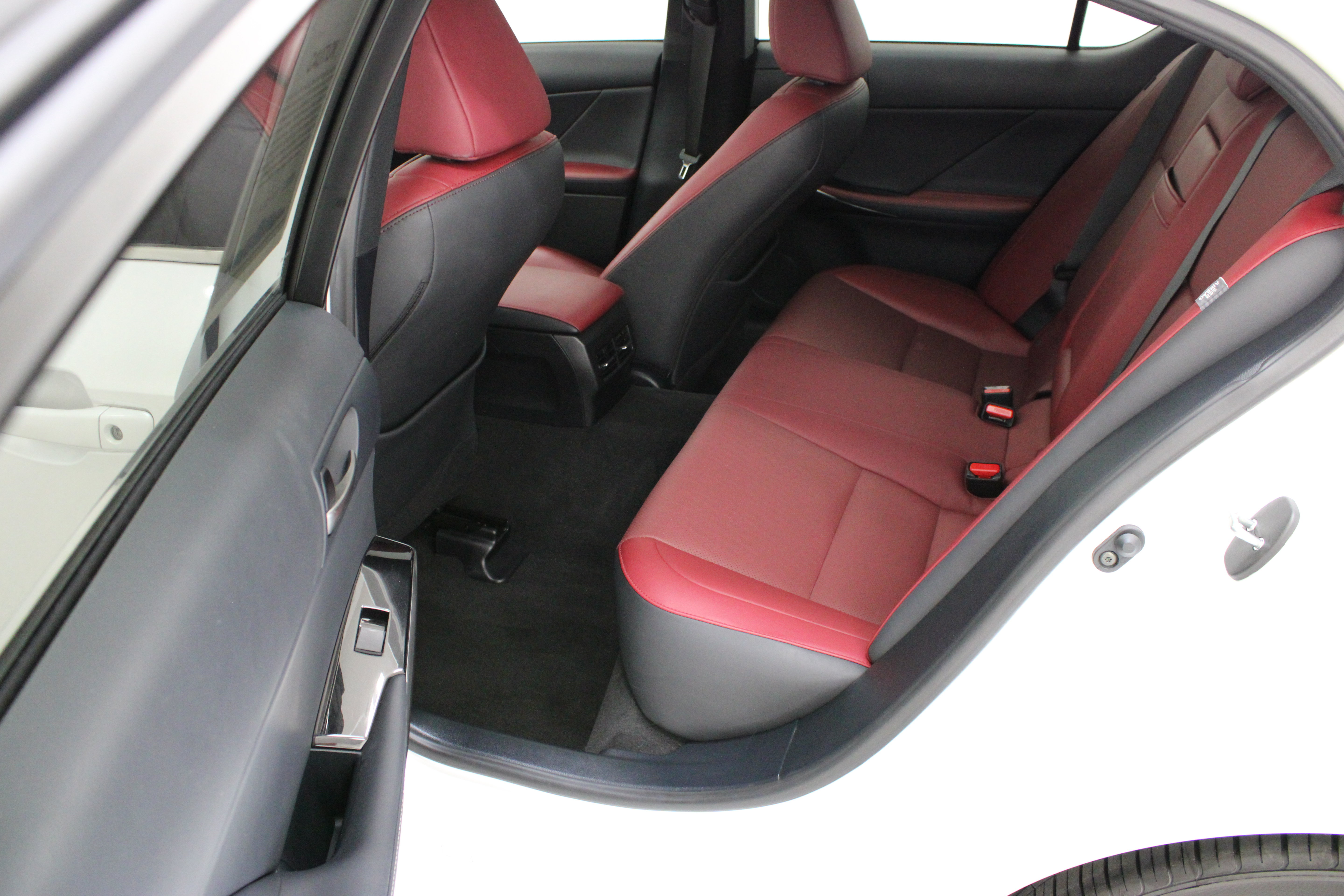 Used 2024 Lexus IS 300 w/ Comfort Package RWD image 31