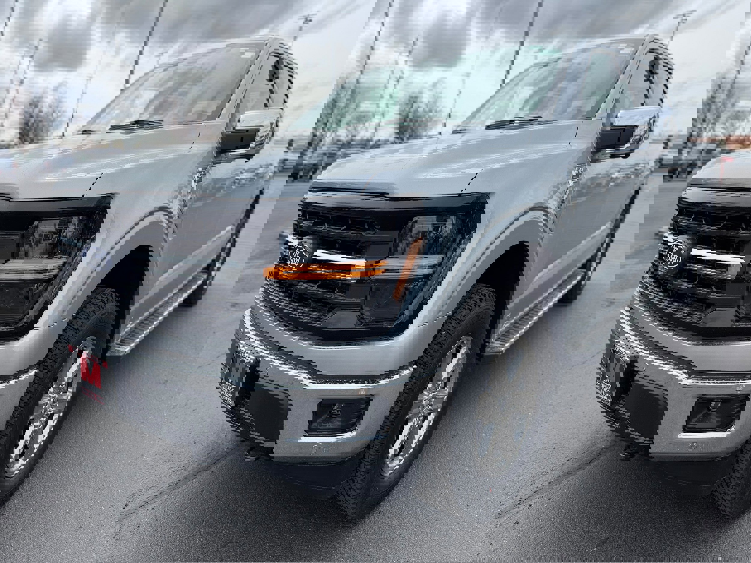 New 2025 Ford F150 XLT w/ Equipment Group 302A MID image 8