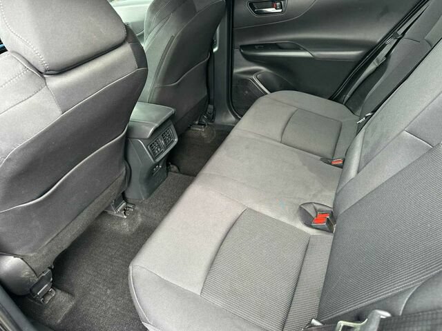 Used 2024 Toyota Venza LE AWD/4WD image 14
