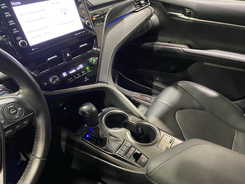 Used 2023 Toyota Camry XSE FWD image 8