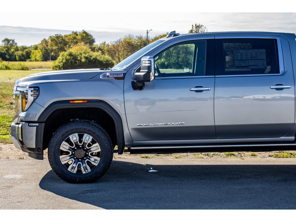 New 2026 GMC Sierra 3500 Denali w/ Denali Reserve Package image 43