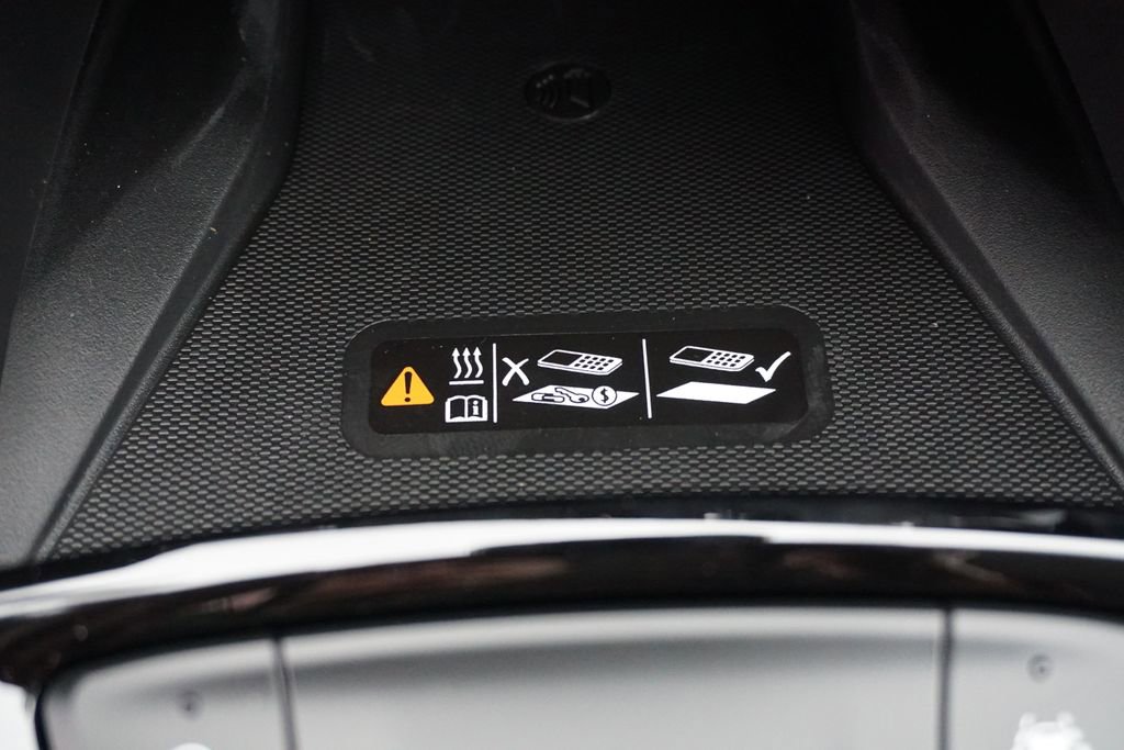 New 2026 Chevrolet Trax LT w/ Sunroof Package image 30