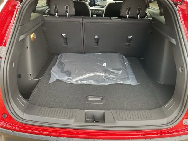 New 2026 Chevrolet Trax RS w/ Driver Confidence Package FWD image 25