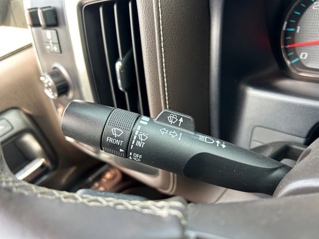 Used 2015 Chevrolet Silverado 1500 LTZ image 45