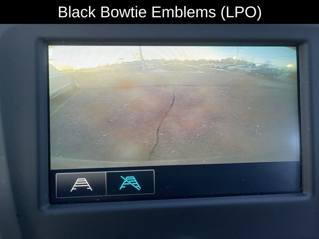 Used 2018 Chevrolet Equinox LT image 16