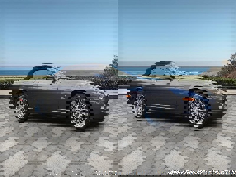 Used 2006 Jaguar XK8 Convertible image 2