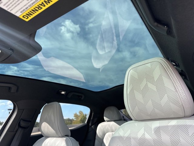 Used 2023 Polestar Polestar 2 w/ Pilot Pack image 16