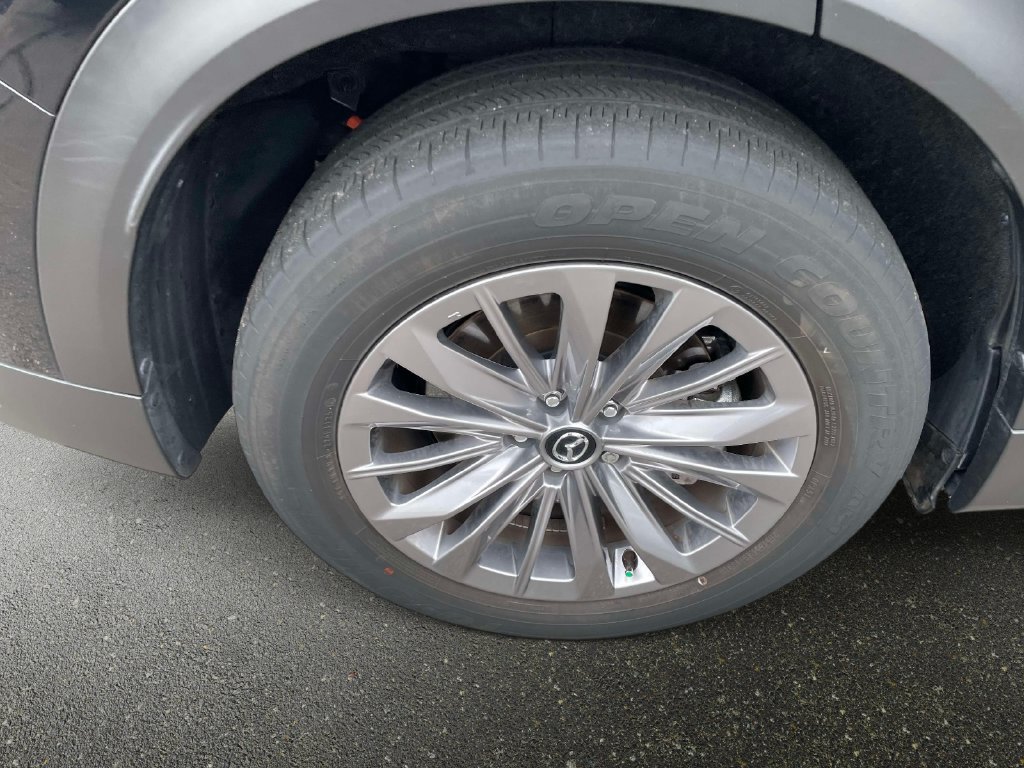 Used 2025 MAZDA CX-90 Plug-In Hybrid w/ Preferred AWD/4WD image 7