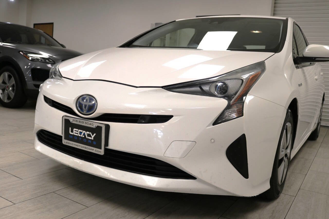 Used 2018 Toyota Prius Three image 78