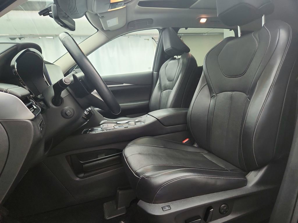 Used 2022 INFINITI QX60 Sensory image 11