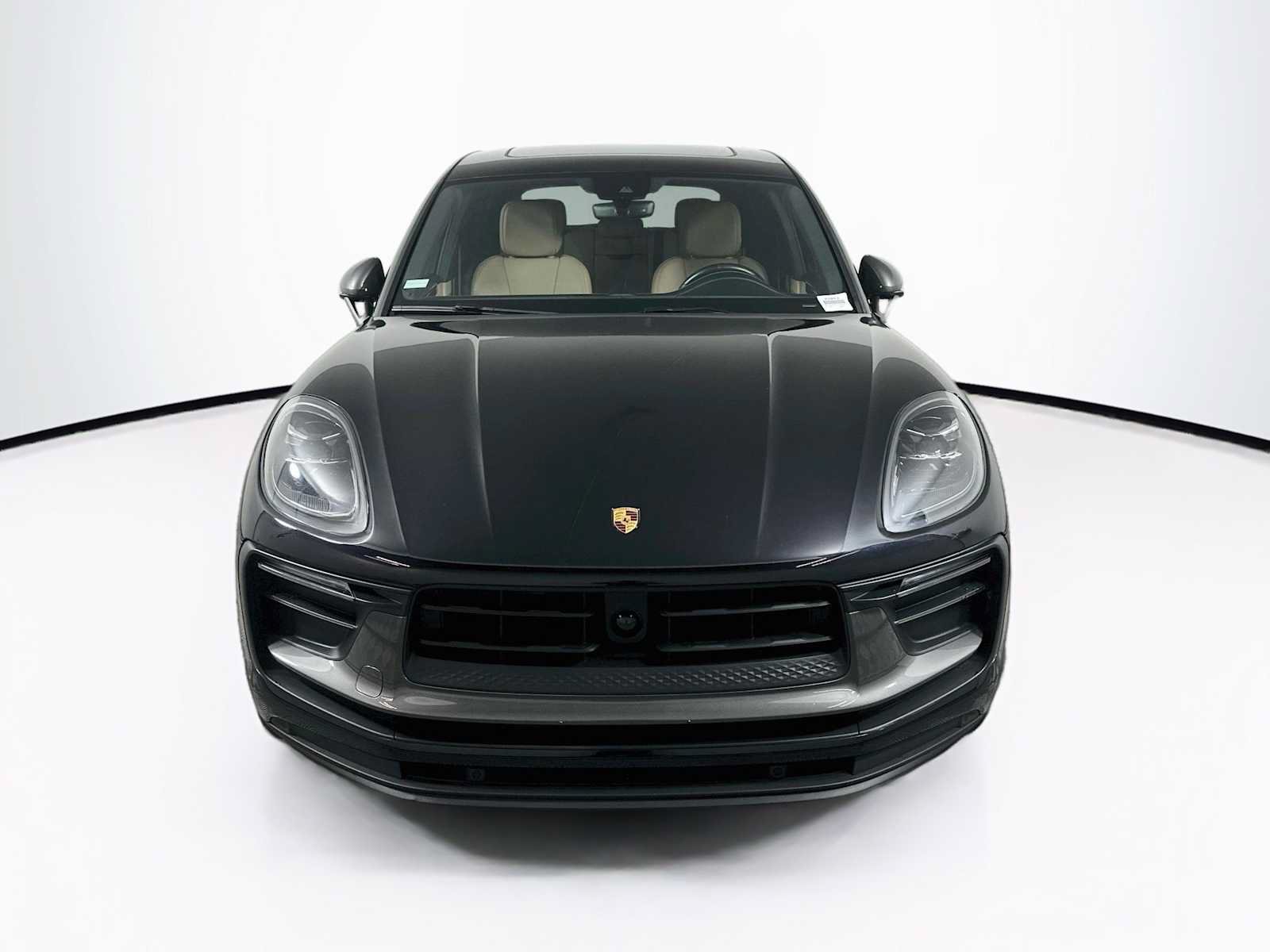 Certified 2024 Porsche Macan Turbo AWD/4WD image 6